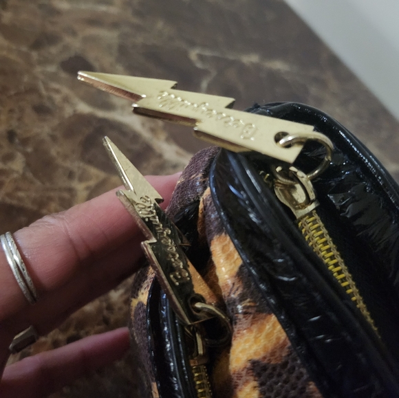 New Betsey Johnson Clutch - Picture 7 of 11